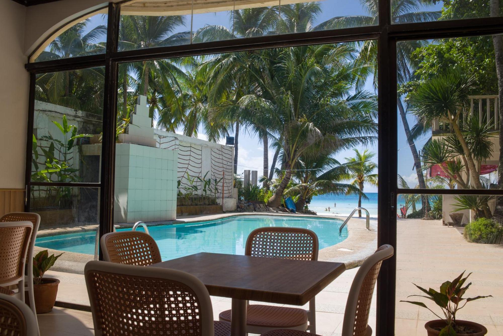 Lukay Las Brisas Balabag  エクステリア 写真